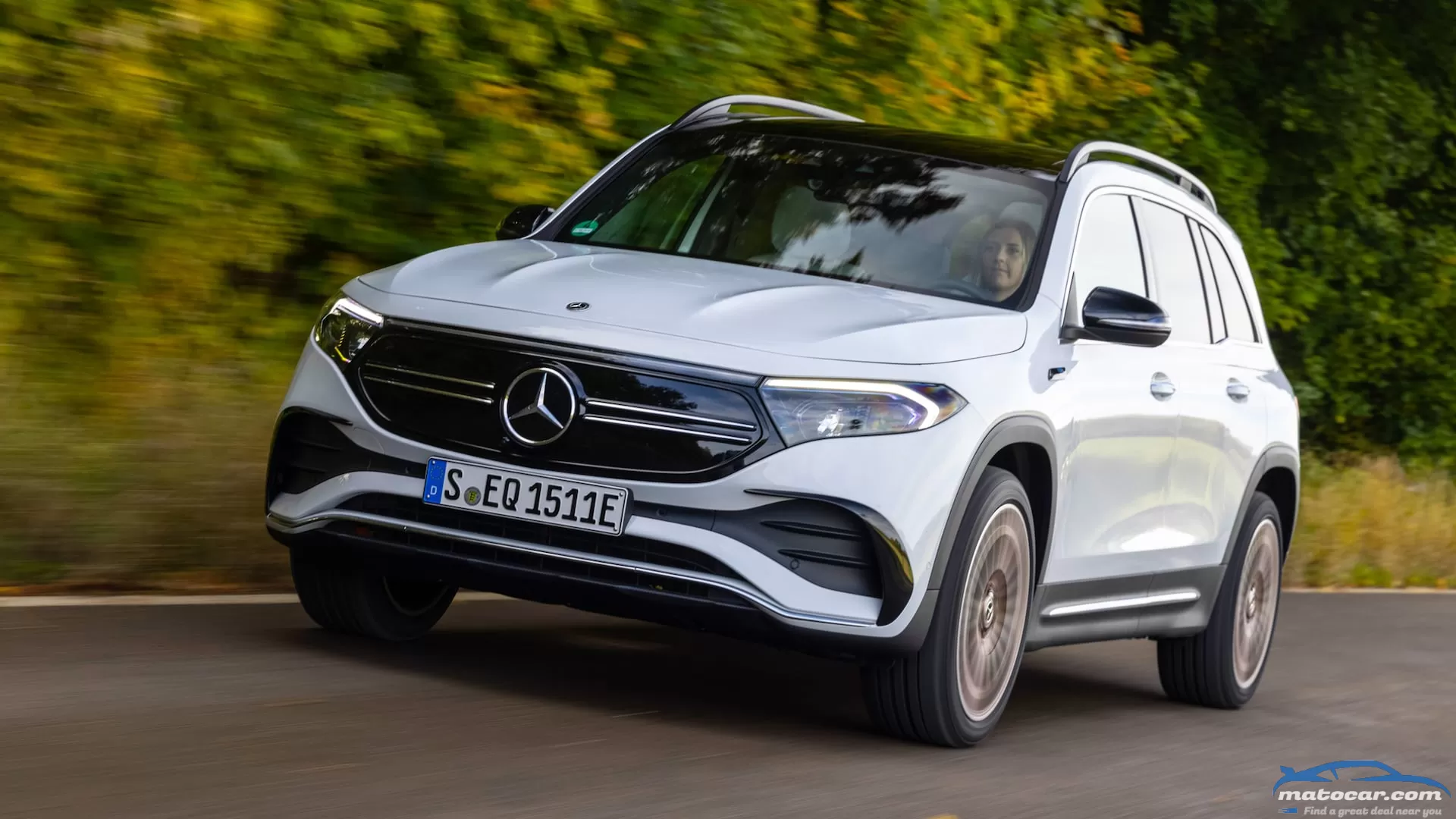 2022 Mercedes-Benz EQB300 4Matic First Drive: Li’l Transformer