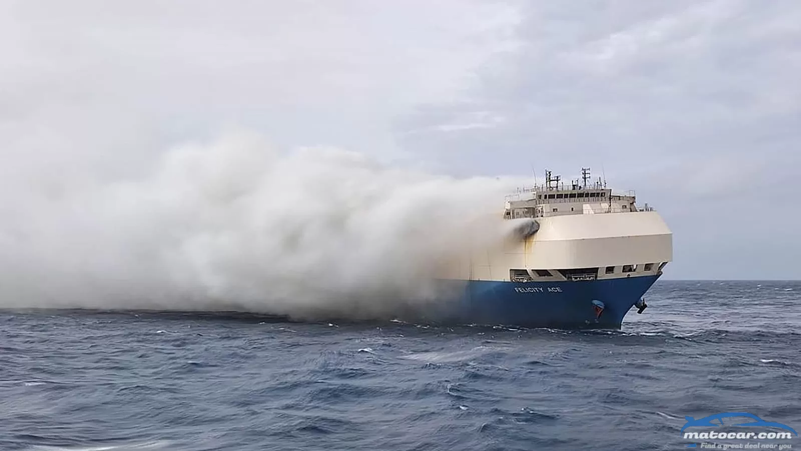 Cargo Ship Full of New Porsches, Lambos, Bentleys, and VWs Sinks After Fire