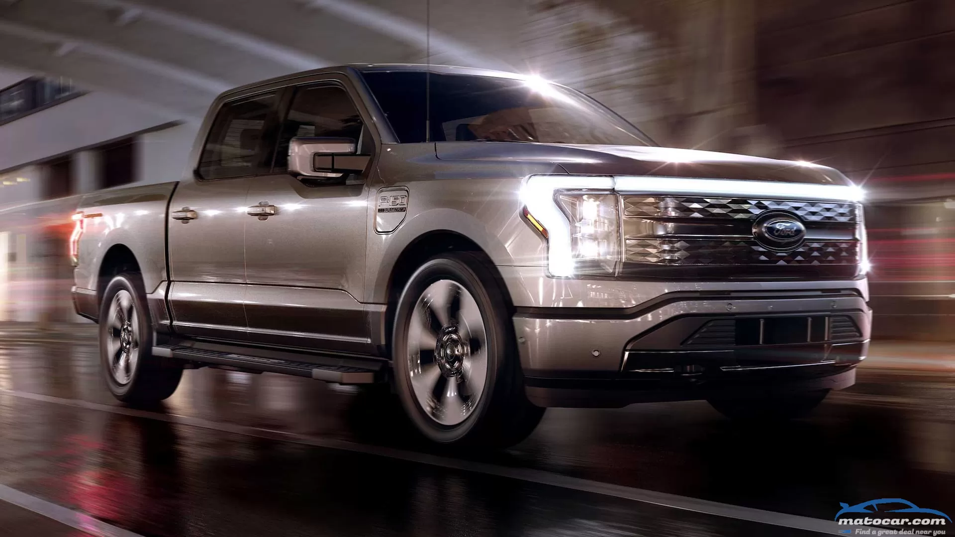 F-150 Lightning's 300-Mile Battery Requires Shocking Upcharge