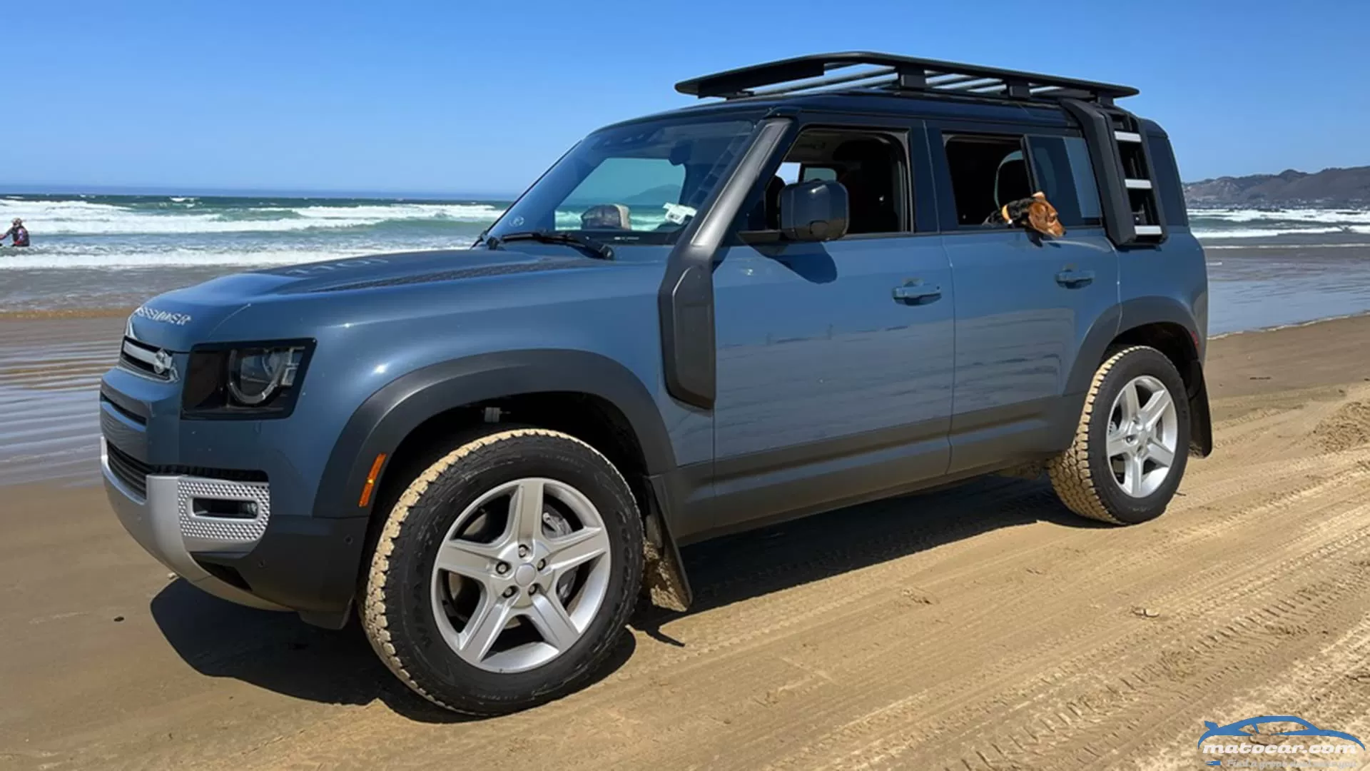 What's It Like Taking the Land Rover Defender 110 Over Sand? Just Beachy